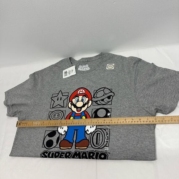 Super Mario Gray graphic T-Shirt, size large NWT. womens /men's tops - Picture 2 of 8